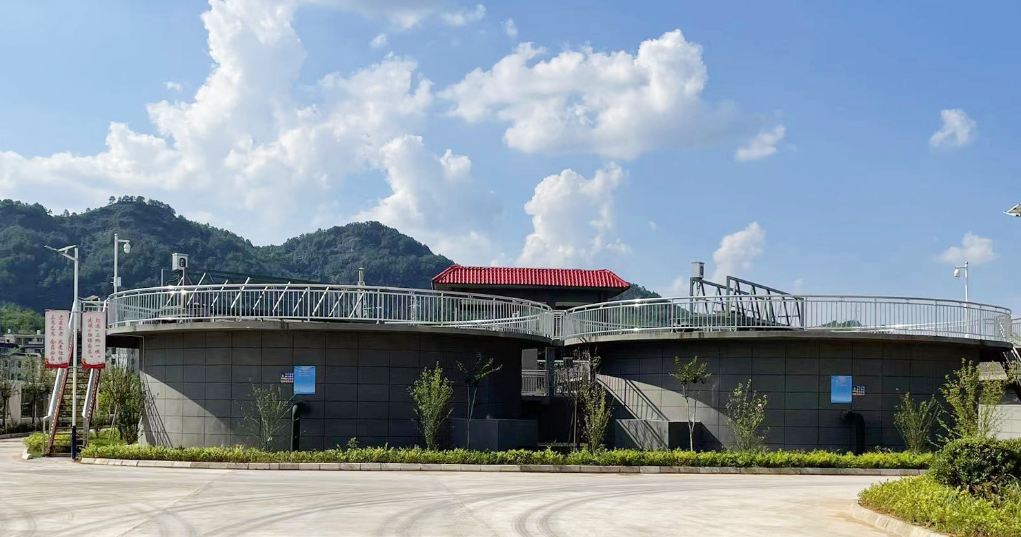 男女草B台州市永信证章有限公司